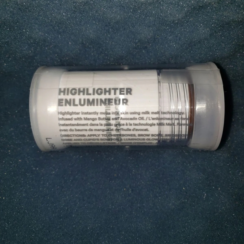 Milk makeup highlighter!! - Picture 4 of 4